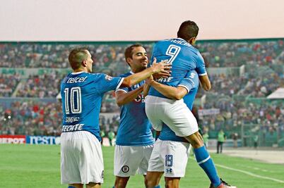 Contra Jaguares no “cruzazulea”