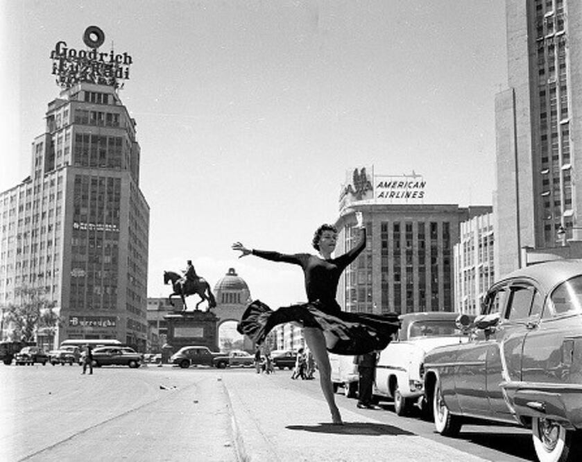 Lucas Alamán y Héctor García, en un día como hoy