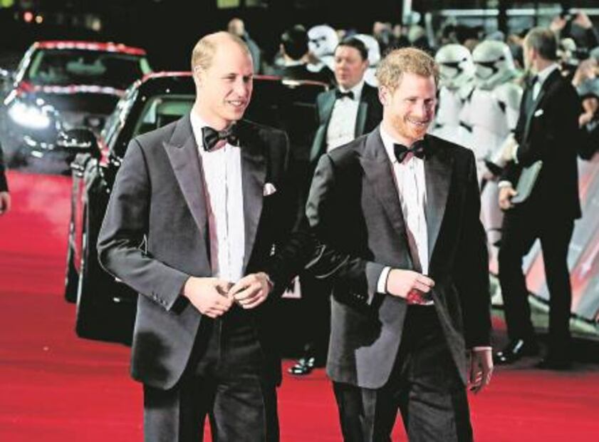 Realeza “tikis mikis”