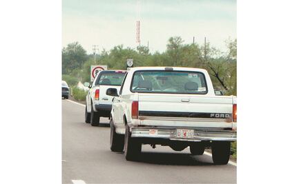 Reconoce fiscalía 19 desaparecidos en carretera