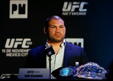 Caín Velásquez se retira del UFC