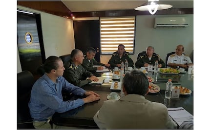 Evalúa Salvador Cienfuegos seguridad en Sinaloa