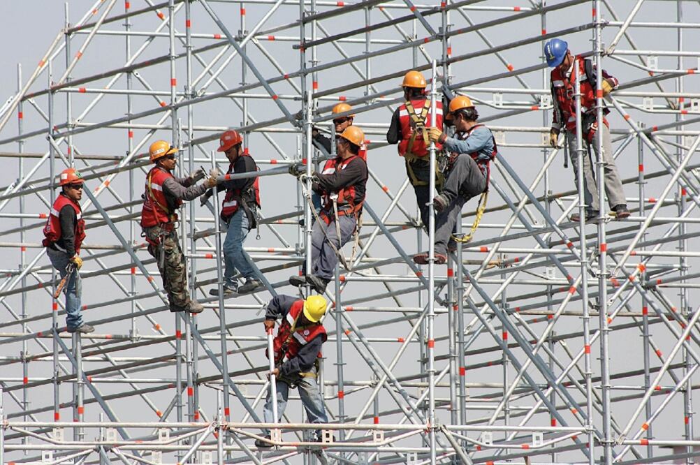 La reducción de la jornada laboral a 40 horas semanales ya es un hecho en México. Foto: EL UNIVERSAL