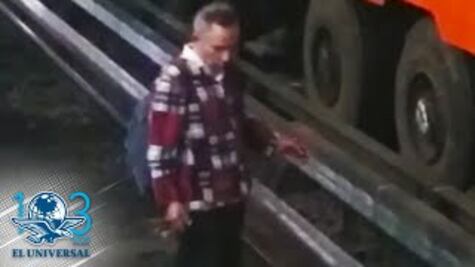 Policía auxilia a hombre de la tercera edad que cayó a las vías en Metro Juárez