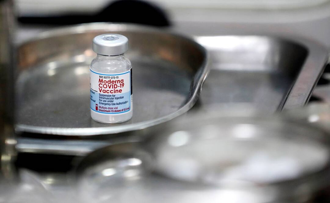 Las autoridades niponas consideran ambos casos como "sospechosos" de ser una reacción a la vacuna. Foto: EFE