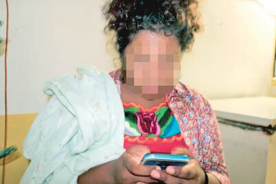 Cansancio y miedo vencen a joven madre