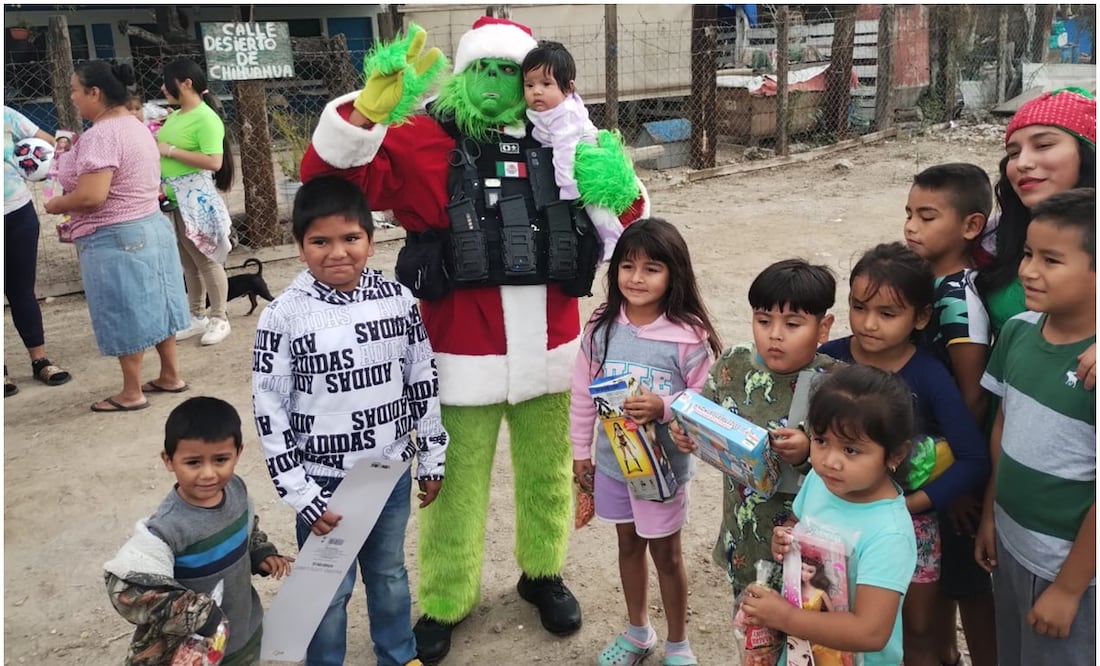 Elementos de la Guardia Estatal adelantaron la Navidad para los niños y niñas de Tamaulipas con regalos y dulces (21/12/2024). Foto: Sandra Tovar / EL UNIVERSAL