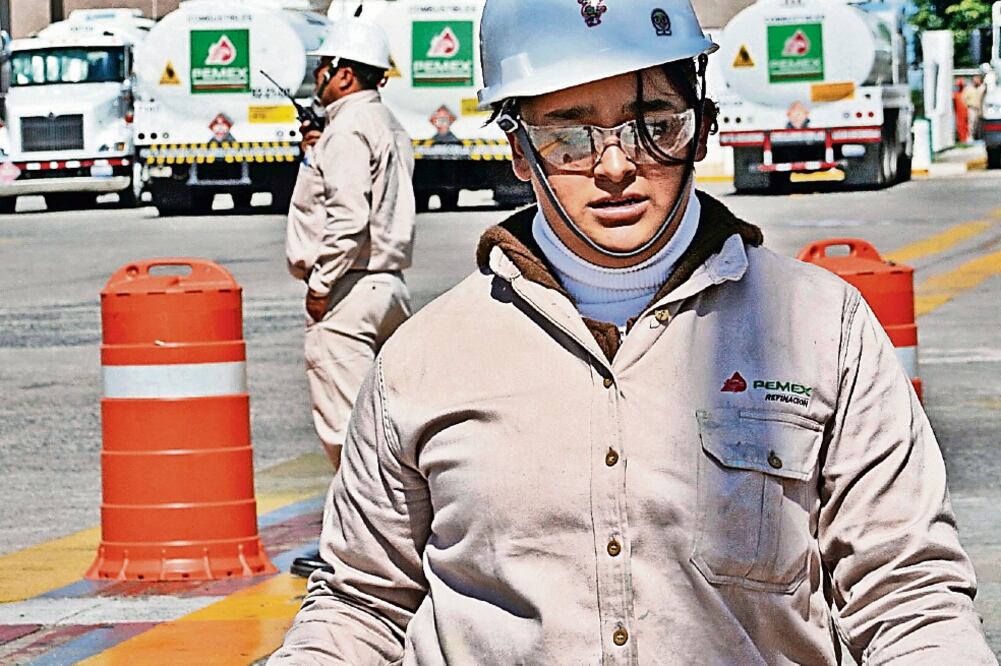 Empleados de Pemex. Foto: ARCHIVO. EL UNIVERSAL