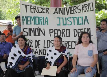 Marchan en conmemoración por tercer aniversario del asesinato de activista en Chiapas