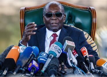 Sorprende reaparición de Mugabe pidiendo votar por la oposición en Zimbabwe