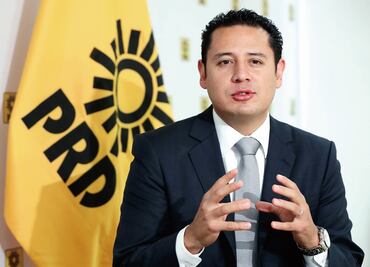 PRD necesita diputados de oposición y no que simulen: Ángel Ávila