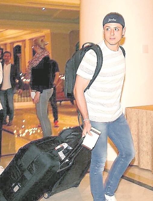 Javier Hernández no está en venta, dice el representante del jugador (XINHUA)