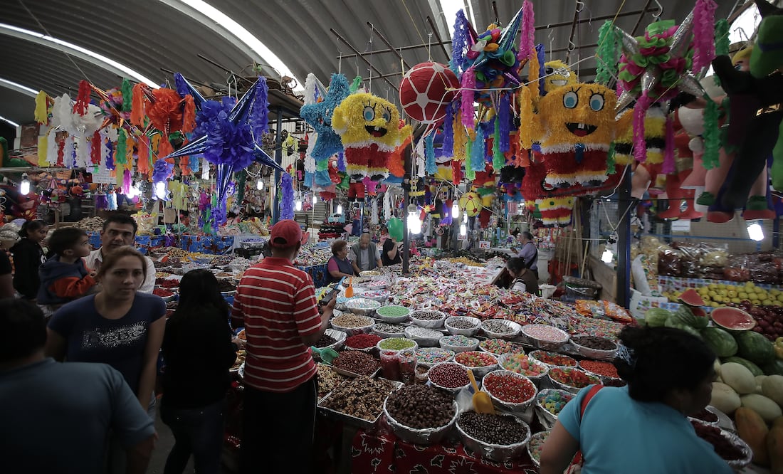La Confederación de Cámaras Nacionales de Comercio, Servicios y Turismo (Concanaco) estimó que la derrama por estas fiestas será de 550 mil millones de pesos. Foto: Archivo/EL UNIVERSAL