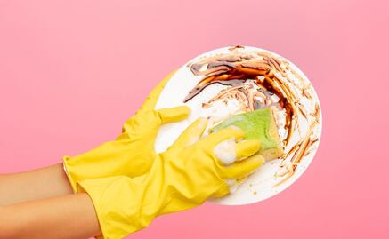 Cómo lavar los trastes sin agua cuando hay desabasto