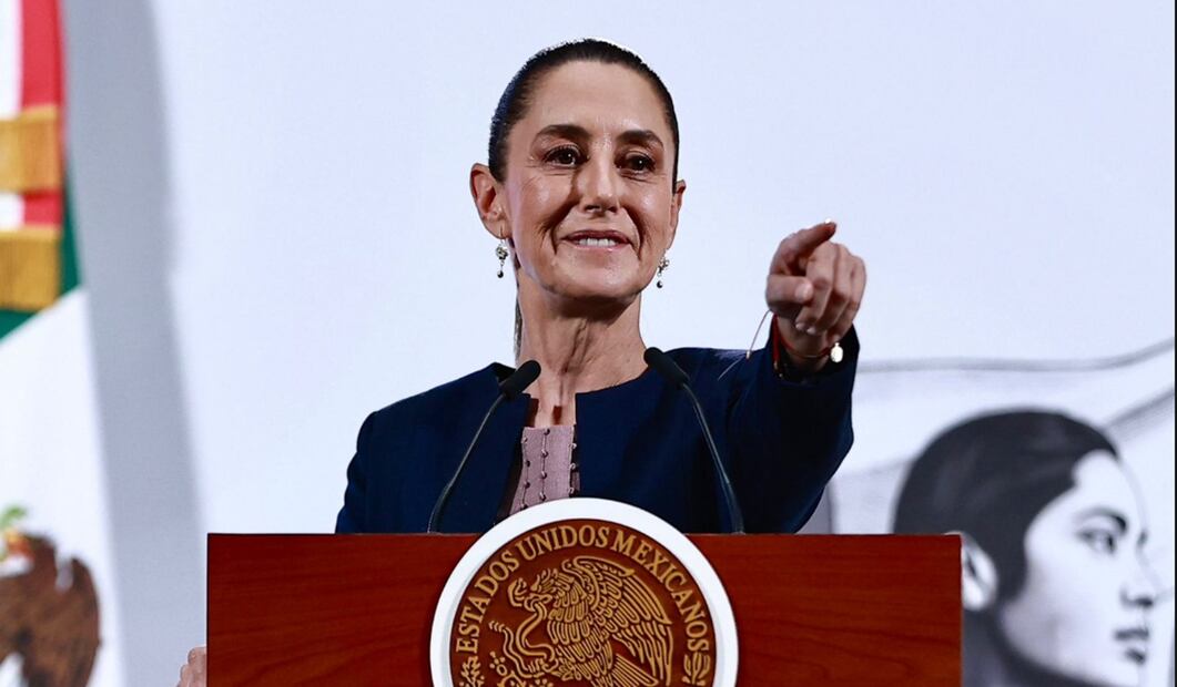 Luego que el senador Ricardo Monreal cuestionó el Paquete Económico 2026 y el tema del huachicol fiscal, la presidenta Claudia Sheinbaum dijo que él debe explicar porque se fue seis años del país y regresó solamente para tener fuero. Foto: Berenice Fregoso/EL UNICERSAL