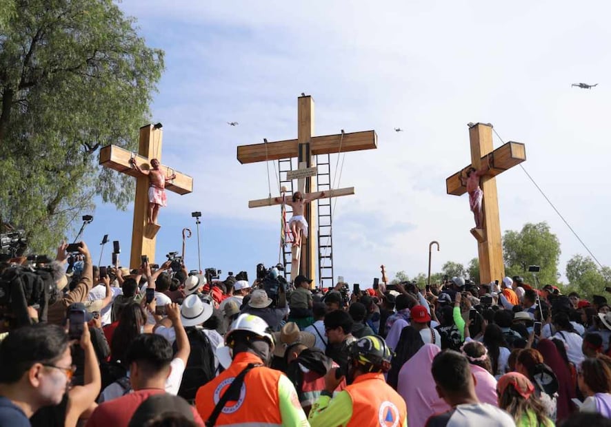En el viacrucis de este Viernes Santo asistieron 2 millones 200 mil personas. Foto: Gabriel Pano / EL UNIVERSAL
