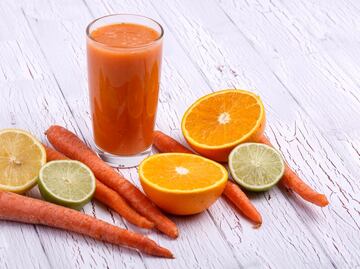 Para qué sirve tomar jugo de naranja con zanahoria