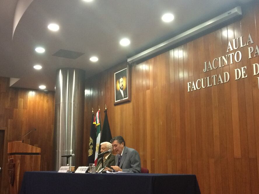 González Pérez insistió en que el esquema actual que rige las drogas no ha resuelto los problemas de tratamiento de las adicciones (ASTRID RIVERA. EL UNIVERSAL)