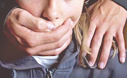 Paran autoridades denuncia de abuso sexual a niño de 9 años al decir que "sólo fue un beso"