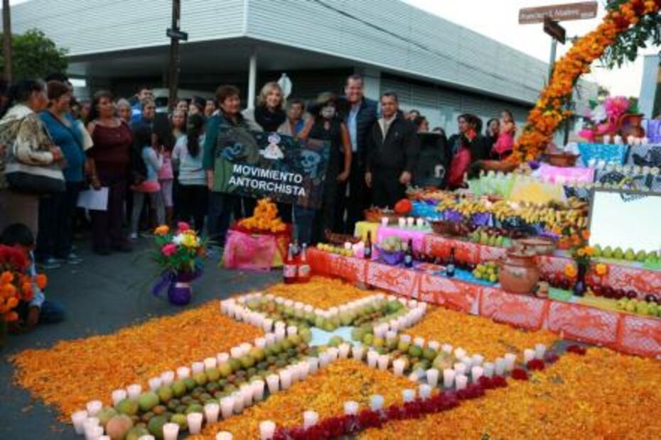 Mil catrinas desfilan en centro de Ciudad Victoria