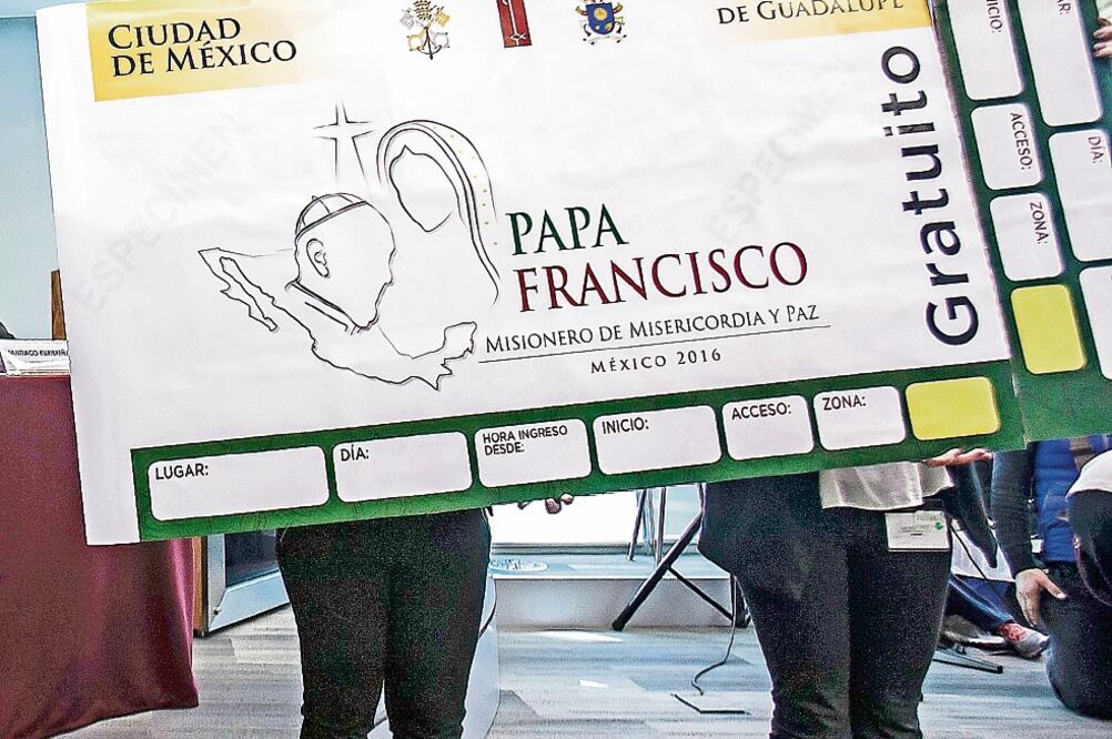 La dependencia alerta a católicos sobre la oferta de pases para las misas (YADÍN XOLALPA. EL UNIVERSAL)