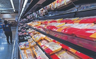 Fed enfrenta encrucijada por  efectos de la guerra