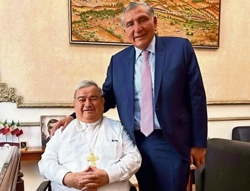 El titular de Segob dice que las Iglesias son espacios para la construcción de valores.  Foto: Especial