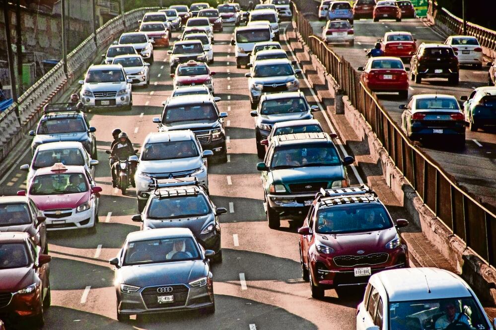 Tránsito vehicular y movilizaciones en la CDMX. Foto: Especial