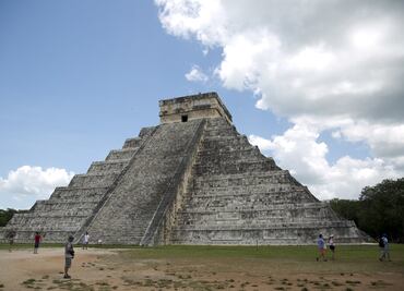 Con 110 mil visitantes en mayo, Chichén Itzá tiene lenta recuperación