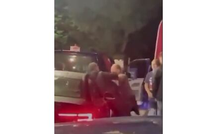 Pelean a golpes en Reino Unido por escasez de combustible