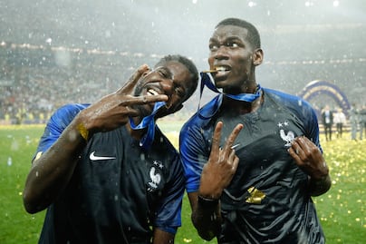 Pogba se burla de aficionados ingleses