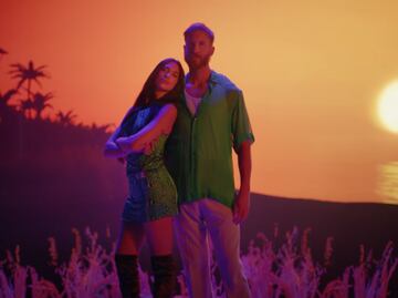 La sensualidad de Dua Lipa se luce de nuevo junto a Calvin Harris