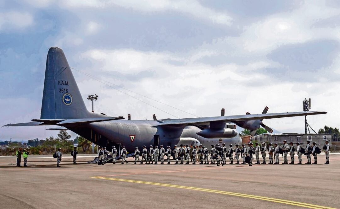 Elementos militares participan en distintas labores durante las operaciones de vigilancia del Espacio Aéreo Mexicano. (19/02/2025) Foto: Omar Martínez | Cuartoscuro