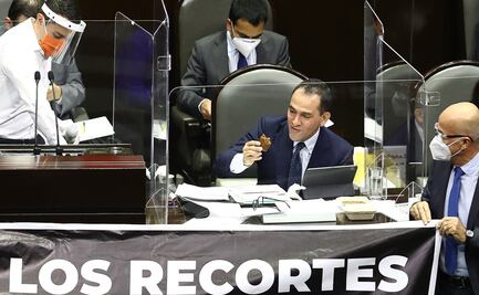 Tensión en manifestación a favor del aborto y un pancito para Arturo Herrera, entre las fotos de la semana