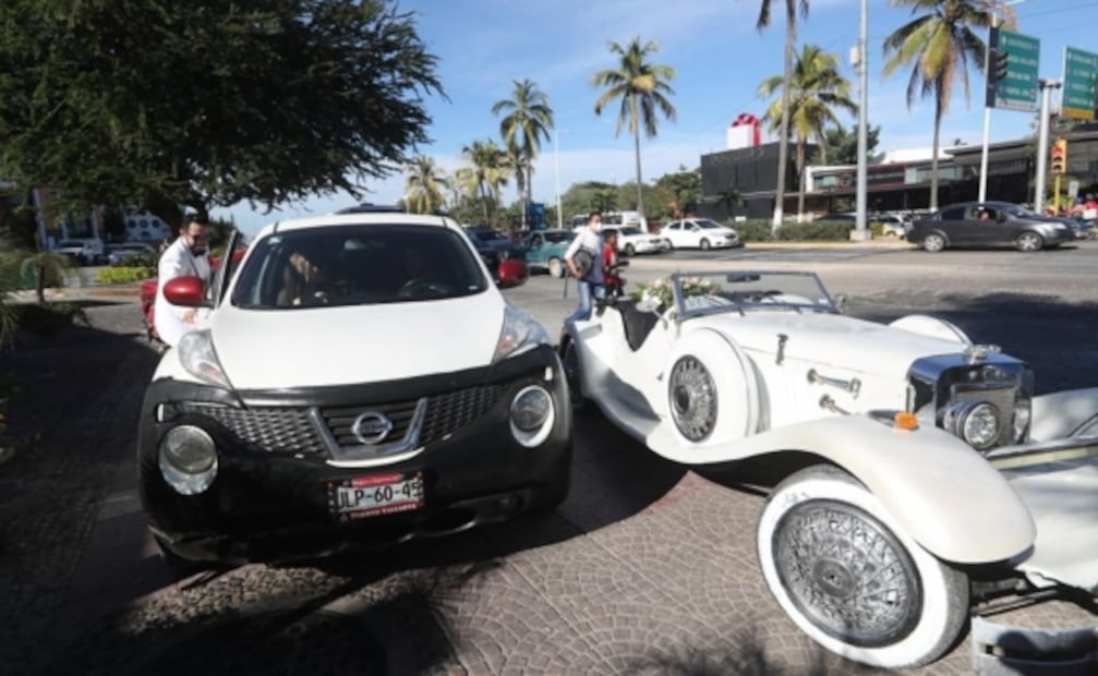 La fiesta no se detiene frente al lugar donde asesinaron al exgobernador