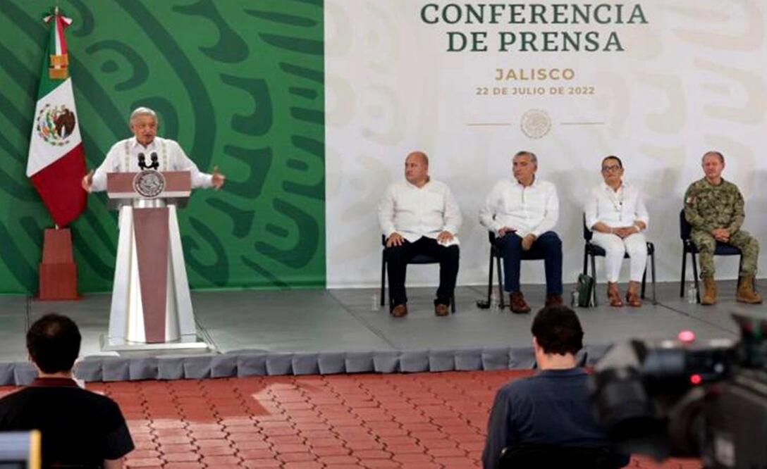 A nosotros nos gustaría mucho que se llegara a un acuerdo de paz entre Rusia y Ucrania", dijo López Obrador. Foto: especial