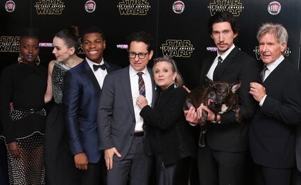 Elenco de "Star Wars" elogia el trabajo de J.J. Abrams