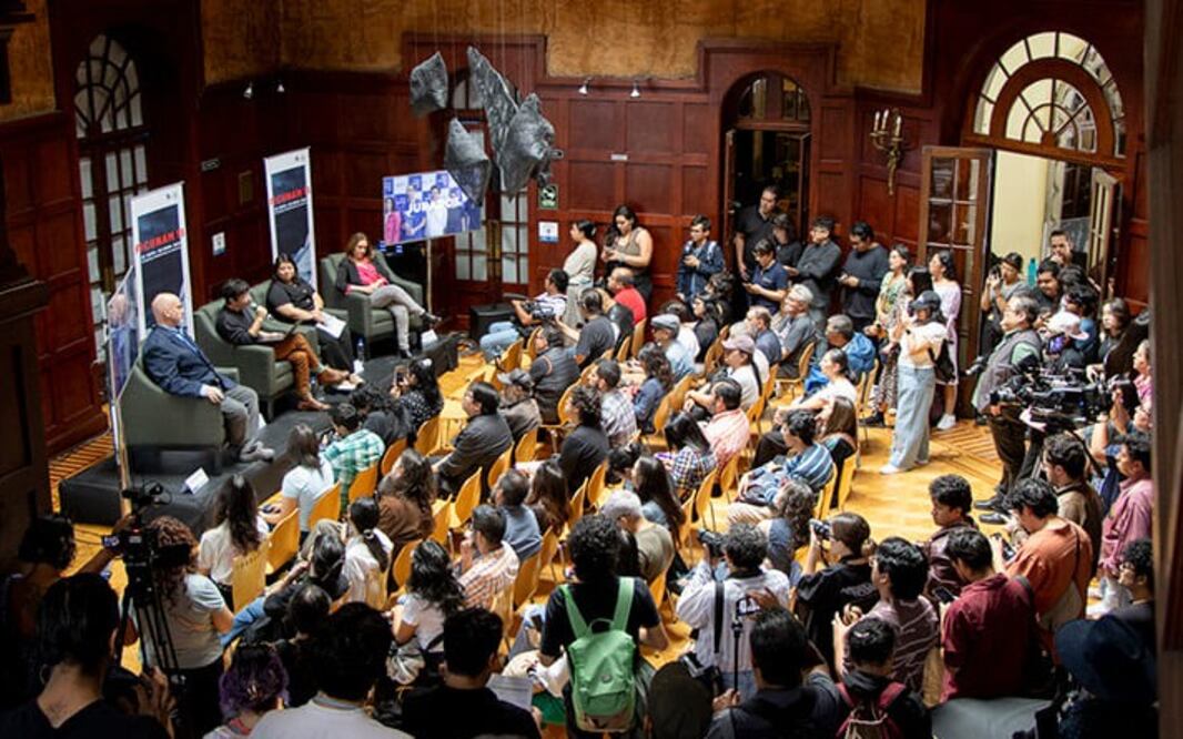 Ceremonia de entrega de premios en la 15ª edición del FICUNAM, organizada por la Filmoteca UNAM en Ciudad Universitaria. Crédito: Filmoteca UNAM / DGCA.