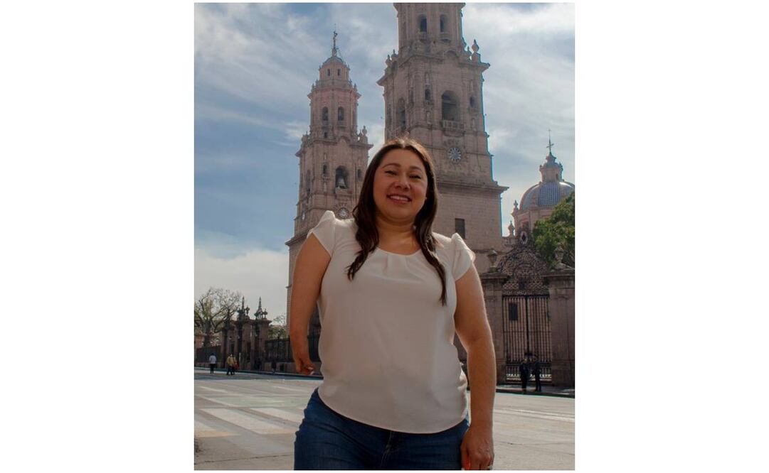 Doramitzy González va por diputación con el PES