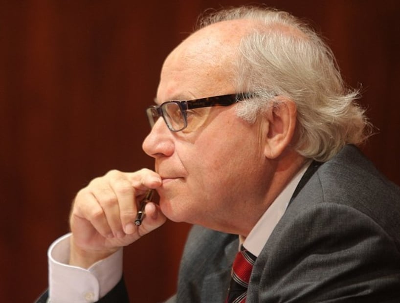 Alejandro Llano Cifuentes (Madrid, 1943–2024), autor de La nueva sensibilidad (1988) y Humanismo cívico (1999), dedicó su obra a replantear la ética y la vida pública desde una recuperación del realismo filosófico frente al escepticismo contemporáneo. Crédito: Universidad de Navarra