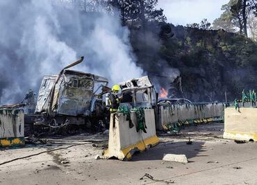 Carambola en la México-Puebla deja seis muertos y cinco heridos; restablecen circulación en ambos sentidos