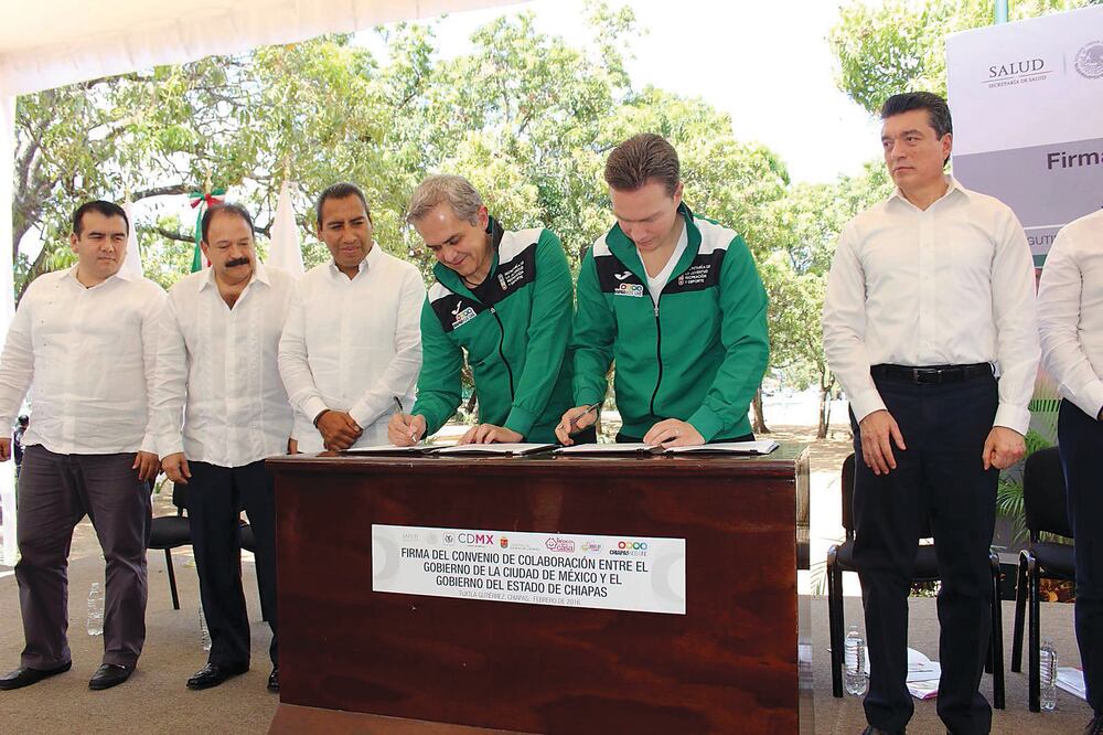 Miguel Ángel Mancera y Manuel Velasco (ESPECIAL)