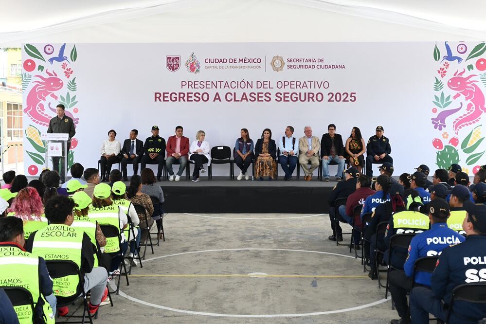 15 mil policías vigilarán el regreso a clases en CDMX, informó la jefa de Gobierno, Clara Brugada. (Foto: especial)