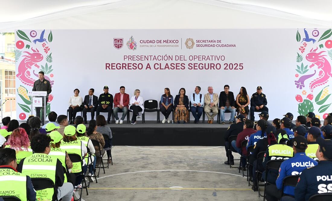 15 mil policías vigilarán el regreso a clases en CDMX, informó la jefa de Gobierno, Clara Brugada. (Foto: especial)