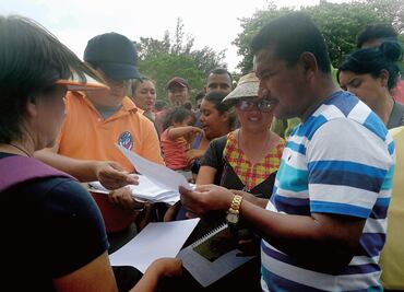 “La caravana sigue, no se disuelve nada”