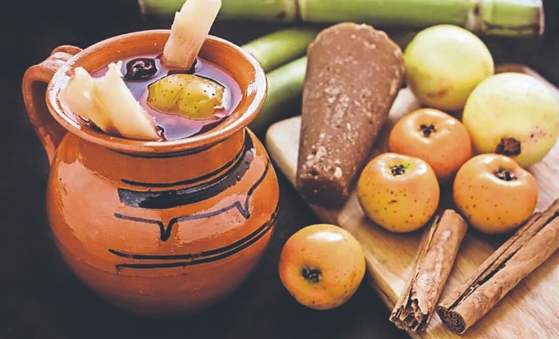 El ponche es una bebida que se prepara con frutas como tejocote, manzana, guayaba y tamarindo / Foto: Archivo El Universal