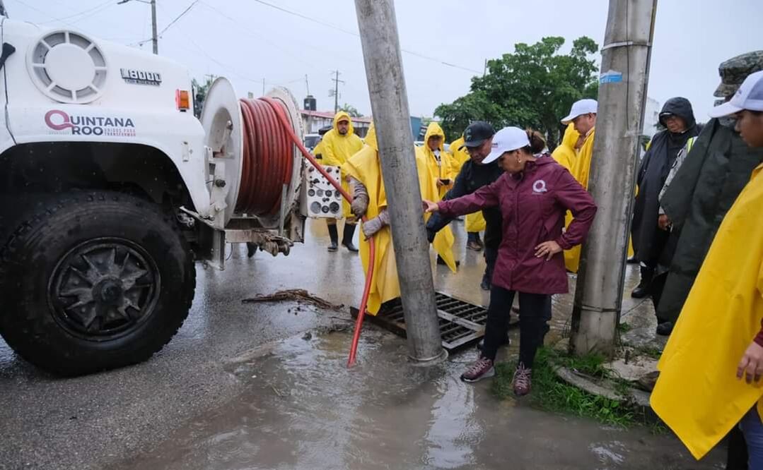 La gobernadora Mara Lezama se encuentra realizando recorridos para atender las zonas de mayor necesidad. Foto: @GobQuintanaRoo