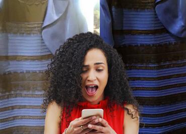 El vestido que causó intenso debate por su color hace 10 años; ¿azul o dorado?