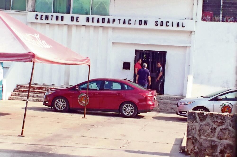 Mauricio Rodríguez Marrufo fue aprehendido por elementos de la Policía Ministerial, que lo trasladaron al Cereso de Chetumal (ADRIANA VARILLAS. EL UNIVERSAL)