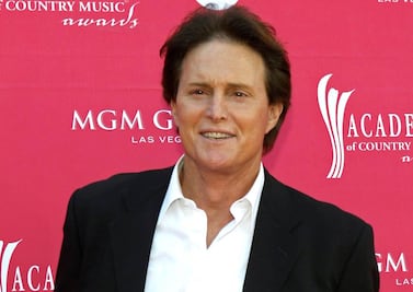 Ya como mujer, busca novia